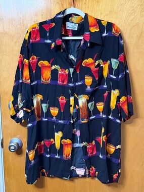 Men's Black Cocktail Print Short-Sleeve Button-Down Hawaiian Shirt